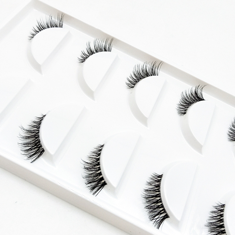 Cinco pares de pestañas postizas de medio ojo comercio exterior Barbie ojos gruesos y rizados cola más pestañas largas de una pieza al por mayor