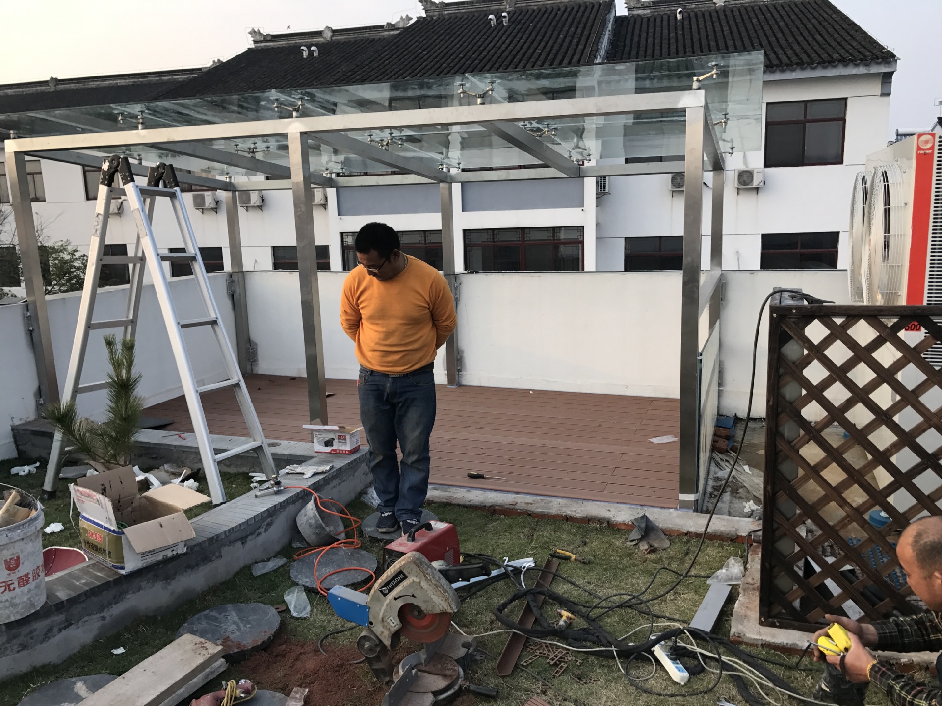 苏州玻璃钢构雨棚钢架结构厂房钢结构转角楼梯-阿里巴巴
