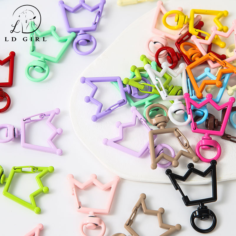Colorful Crown Spray-Painted Keychain with Lobster Clasp and Dog Clasp, DIY Handmade Pendant, Door Clasp, Decorative Accessory
