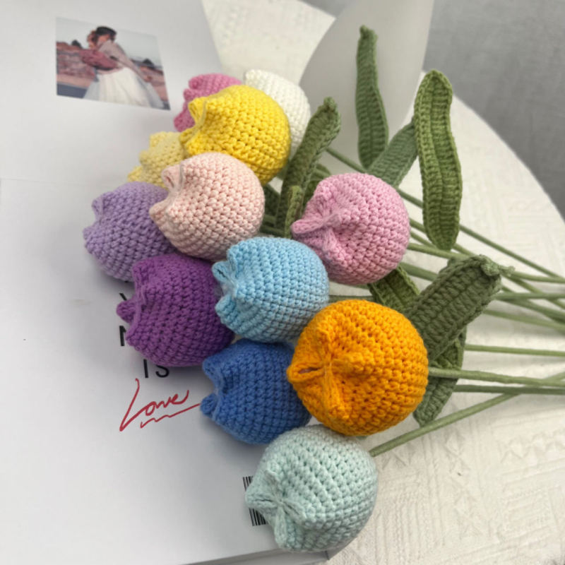 Knitted Bouquet of Chubby Tulips, Everlasting Flowers, Yarn Flowers, Wedding Romantic Artificial Flowers, Bright Red Knitted Bouquet of Chubby Tulips, Everlasting Flowers, Yarn Flowers, Wedding Romantic Artificial Flowers, Bright Red