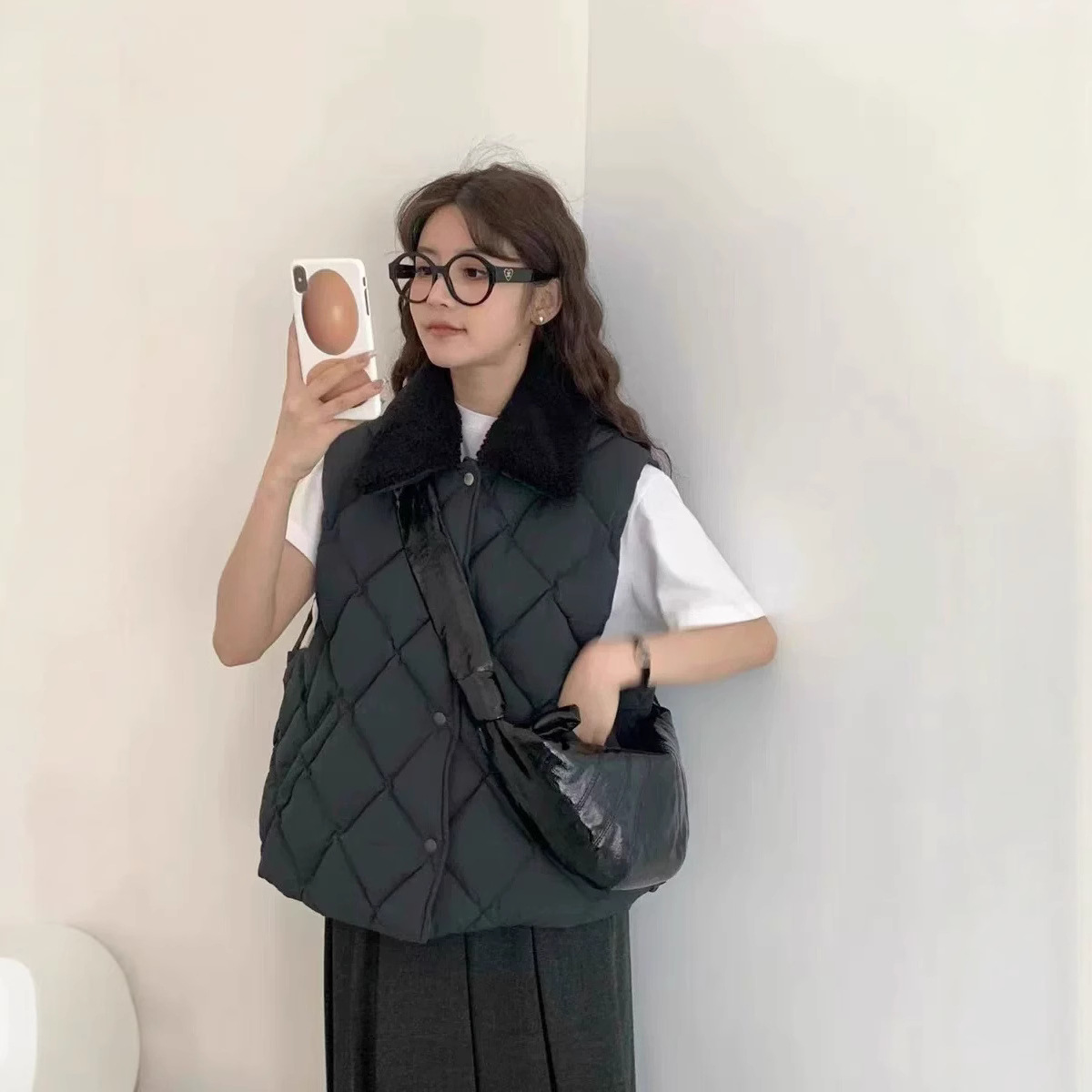 韩国EGG2025冬季新款时尚百搭可拆卸毛领菱格百搭羽绒服马甲外套