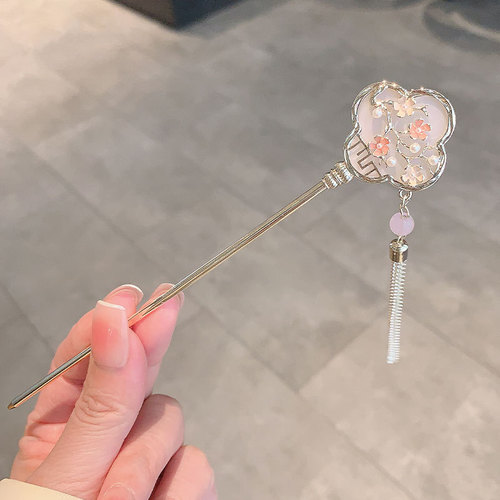 Simple modern new Chinese style plum blossom hairpin high-end updo hairpin tassel hairpin ancient style Hanfu cheongsam hairpin headdress