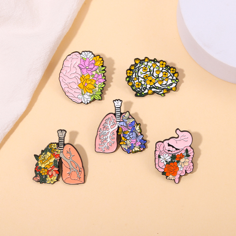 Casual, Daily Occasion Cartoon Style Pin Organ Flower Alloy Stoving Varnish Unisex Brooches