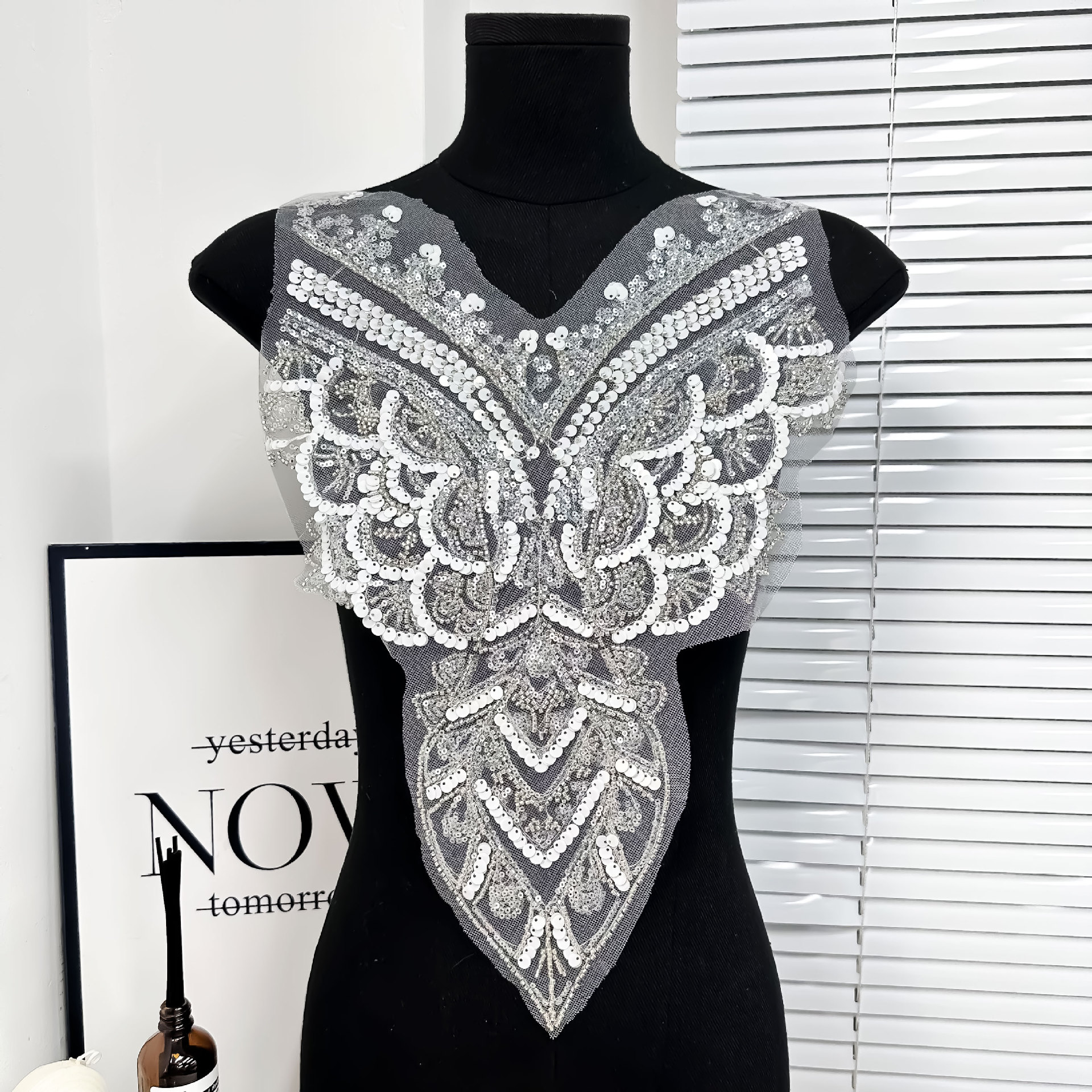 Nuevos bordados de perlas bordados de encaje esquinilla de arroz perlas vestido de boda vestido accesorios decorativos diy pectoral flor pegatinas image 2