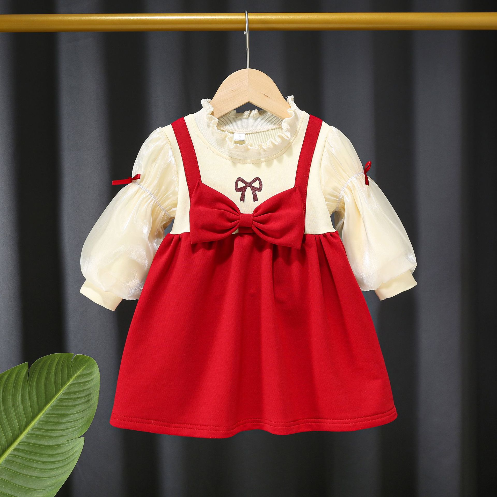 Demi-season suspenders, children's dress, puff sleeves, princess style