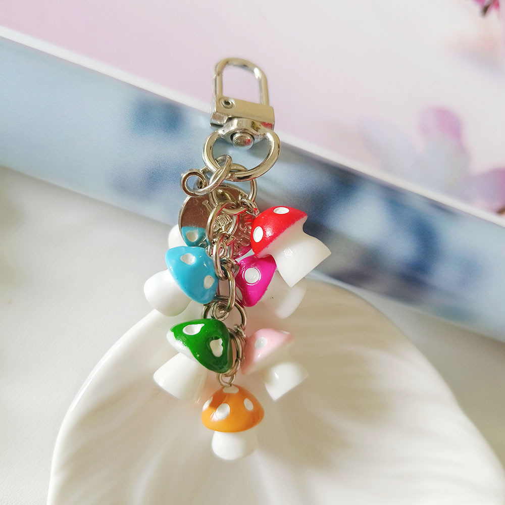11g Weight Keychain Classification 1 Piece Quantity Wedding, Graduation, Birthday Occasion Resin Material Mushroom Pattern Unisex Gender Cute Style Cute Mushroom Resin Unisex Keychain 3