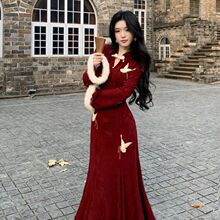 赤羽琉璃 新中式国风改良彩蝶提花收腰加绒加厚修身旗袍连衣裙