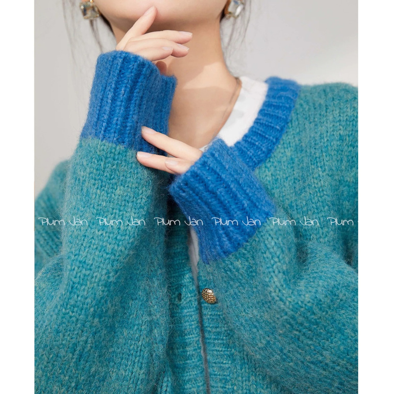 Plum Jan/High-End and Super Nice Light Blue Knitted Cardigan for Women in Autumn and Winter, Chic and Beautiful Soft Waxy Sweater Plum Jan/High-End and Super Nice Light Blue Knitted Cardigan for Women in Autumn and Winter, Chic and Beautiful Soft Waxy Sweater
