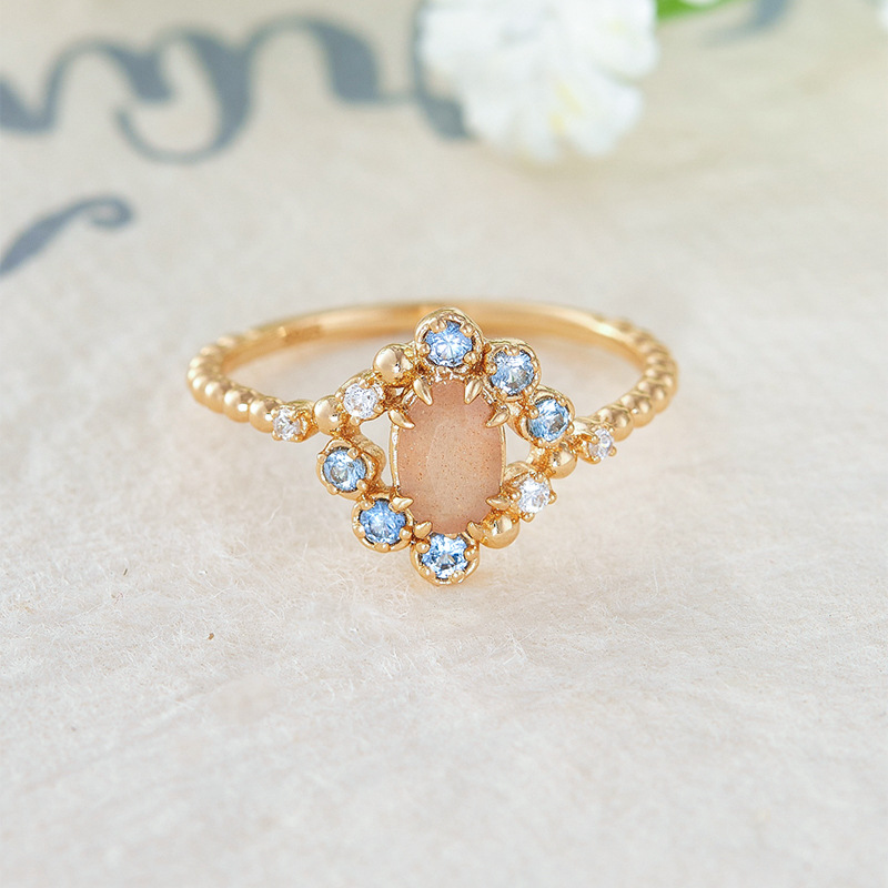 Dames ring van s925 zilver met oranje maansteen designer_voghion.com