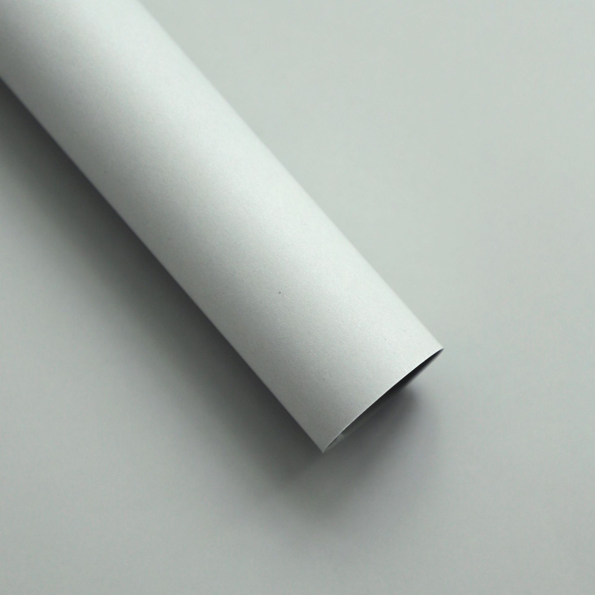Extra grueso, 180g, gris claro, 44*59cm, 10 hojas; un paquete.