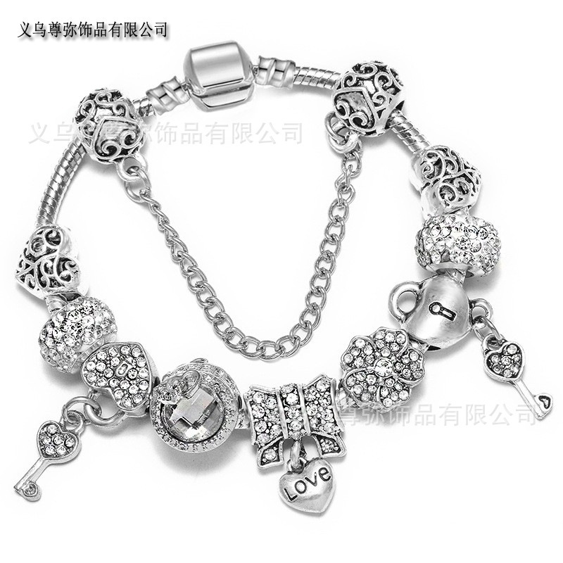 New White Style Charm Ladies Bracelet DIY Heart Lock Key Love Letter Pendant Christmas Gift New White Style Charm Ladies Bracelet DIY Heart Lock Key Love Letter Pendant Christmas Gift