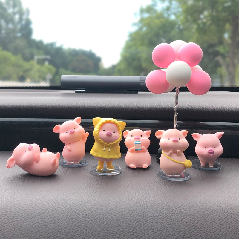 Adornos para el automóvil Adornos de la consola central del automóvil del cerdito de la red de Internet Adornos para el automóvil Dibujos animados creativos Decoración linda del automóvil Mujer