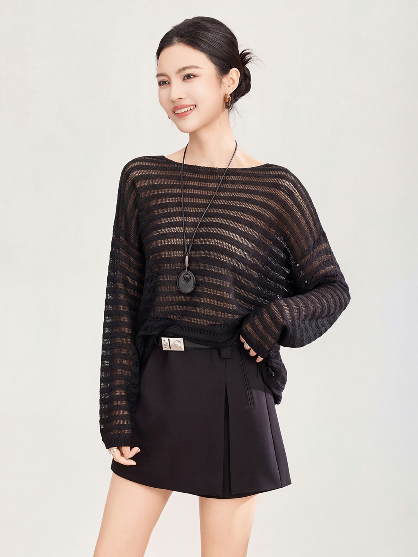Áo len dệt kim tay dài cổ lọ phong cách lười biếng sợi lanh siêu mịn — màu đen