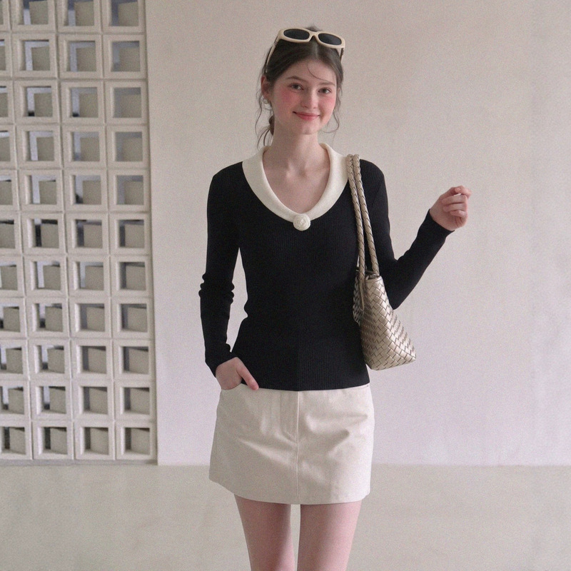 European and American style color-blocked pullover sweater for women, 2026 autumn/winter new collection, can be worn as an inner layer or outerwear, slim-fit, and flattering