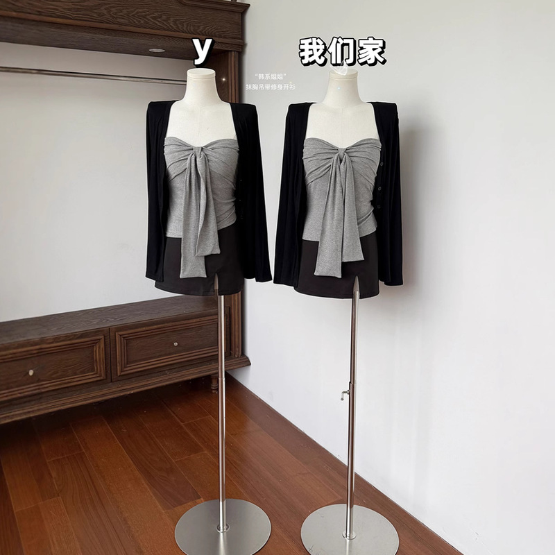 "Korean Sister" Pure Desire Sexy Gray Tube Top Women's Early Autumn Suit Slim Cardigan Top Two-Piece Set "Korean Sister" Pure Desire Sexy Gray Tube Top Women's Early Autumn Suit Slim Cardigan Top Two-Piece Set
