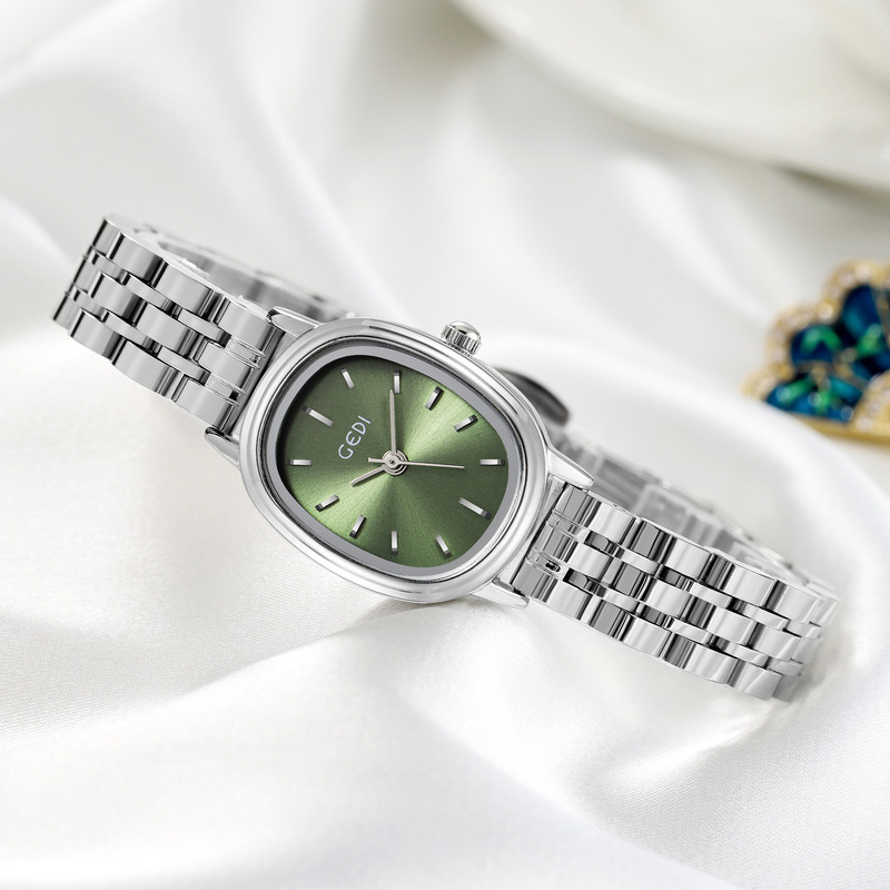 Goldie Oval Green Small Plate Women's Watch Niche Advanced Watch Stainless Steel Simple Wind Ladies Watch Wholesale Goldie Oval Green Small Plate Women's Watch Niche Advanced Watch Stainless Steel Simple Wind Ladies Watch Wholesale