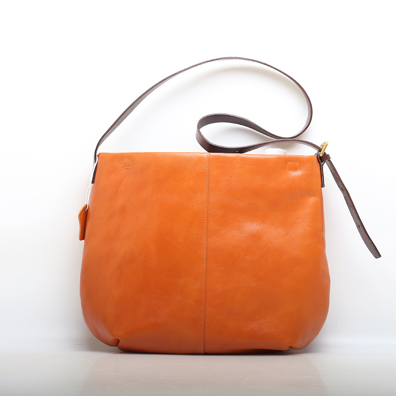 Leather capacious purse