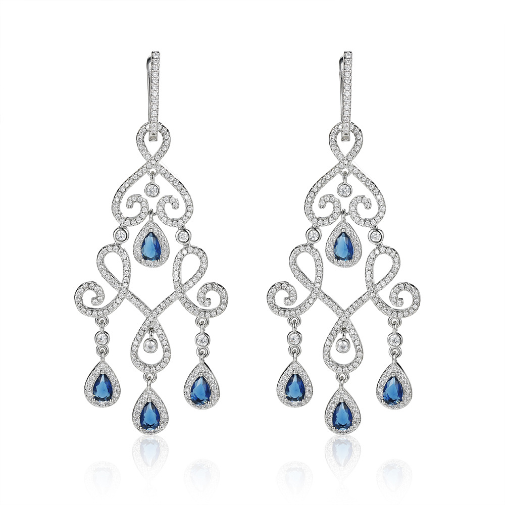 Ventas transfronterizas calientes de aretes retrógrados de estilo imperial aretes de aire noble, aretes de aretes europeos y estadounidenses, aretes de goteo de agua vacíos, aretes de aretes femeninos de alta calidad