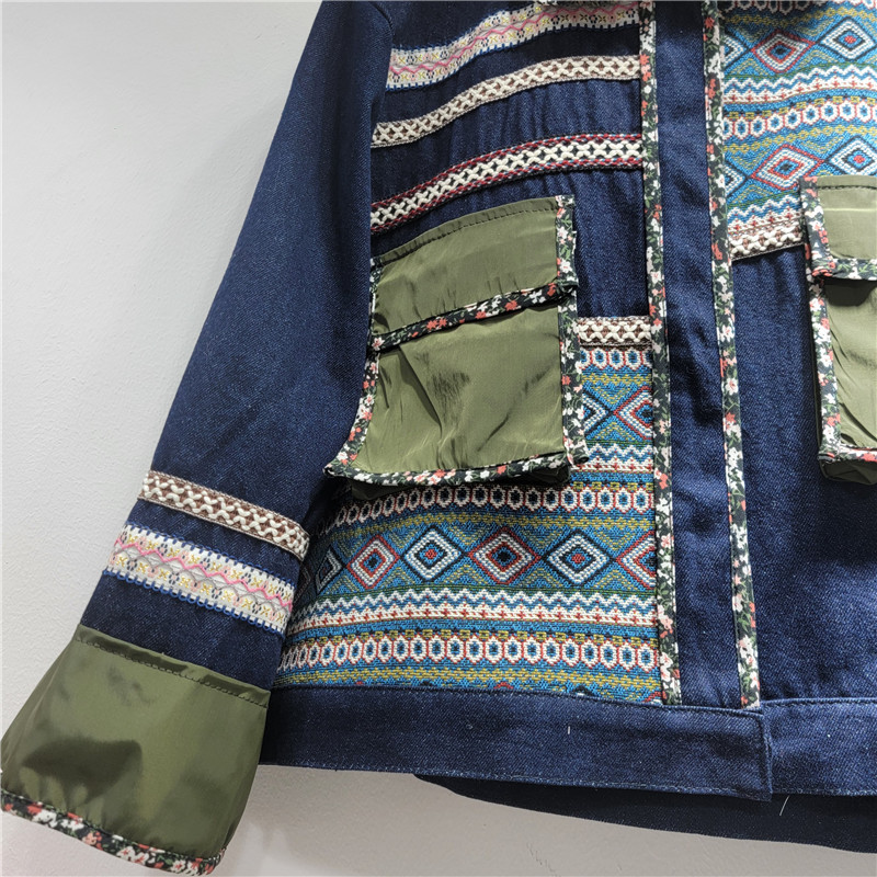 Chaqueta Corta de Mezclilla para Mujer de Diseño Empalmado image 4