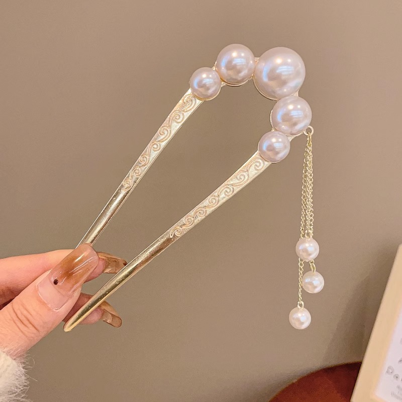 Papillón de cristal de alta sensación en forma de U pinzas de cabello pinzas