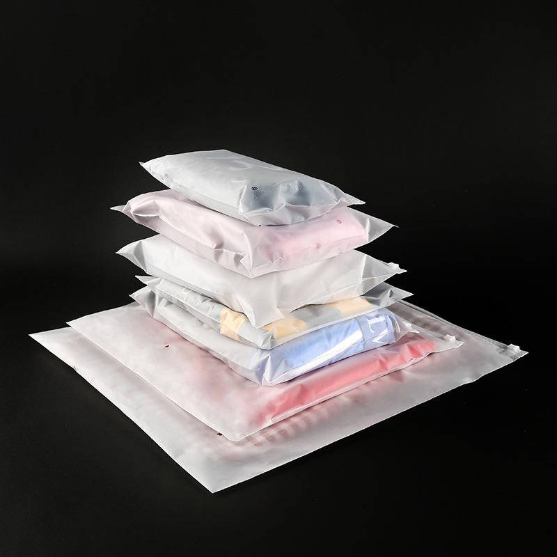 Transparent PE pull-up bag clothing packaging bag self-sealing bag for clothes, shoes, and socks packaging bag, sandpaper plastic pull-up bag