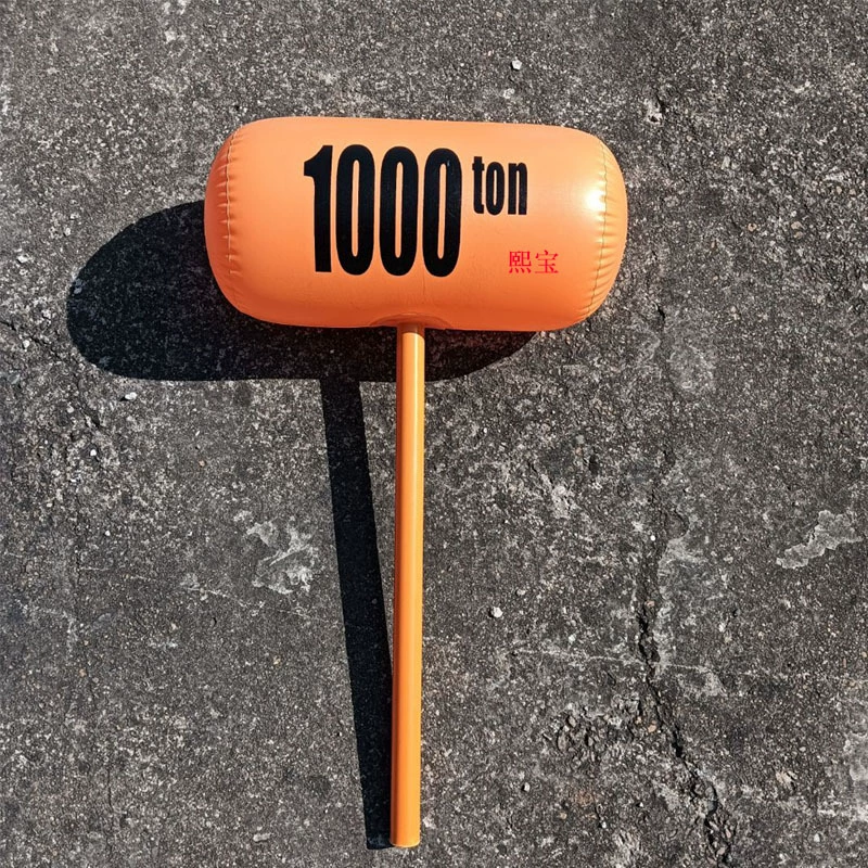 Производитель предлагает настраиваемые надувные молоты из ПВХ, большие тысяченадцатитонные молоты, семейные интерактивные реквизиты, автомобильные подарки, товары для уличных ларьков.