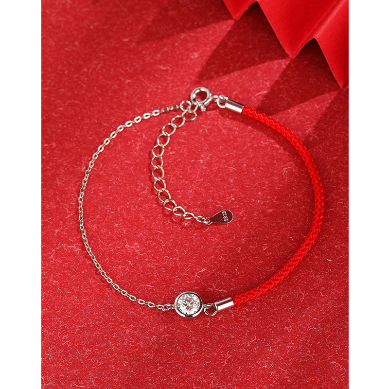 925 plata esterlina moissanite pulsera de un solo diamante año de nacimiento femenino pequeña cuerda roja Luz de lujo nicho exquisita pareja pulsera regalo