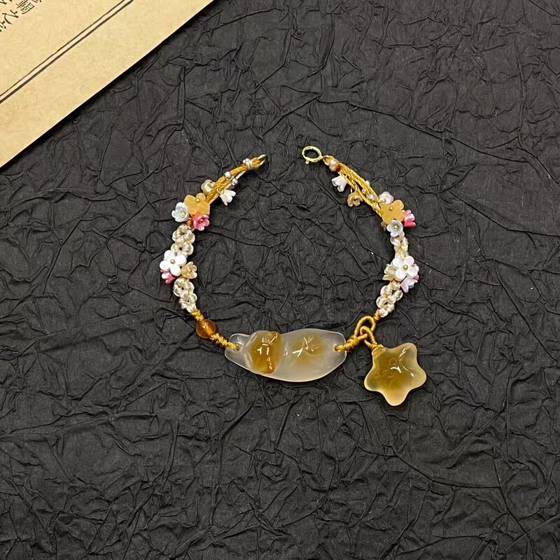 新しい中国風の蓮の星手織りブレスレットニッチ蝶織りブレスレットシンプルなハイエンドアクセサリーブレスレット|undefined