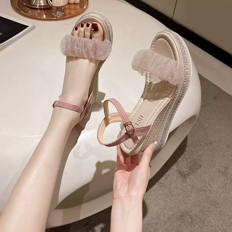 Женские босоножки на платформе с клиновидным каблуком, лето 2025, новые, на толстой подошве, с высоким каблуком, стразами, на одной лямке, водонепроницаемые, пляжная обувь