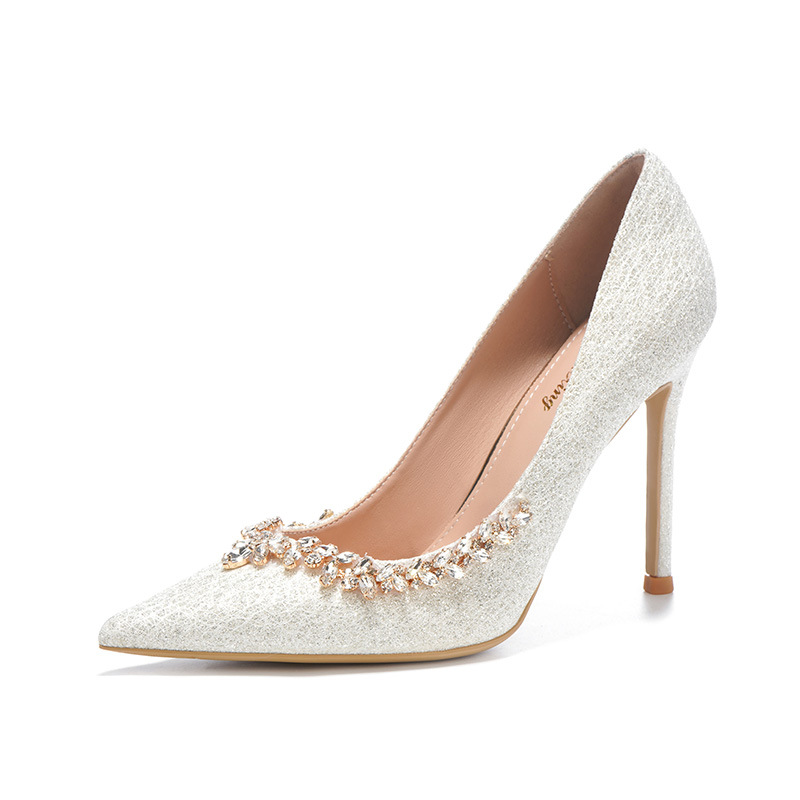 New French style high-heeled shoes with thin heels, pointed toes, shallow mouth, rhinestone trim, versatile Korean white crystal single shoes