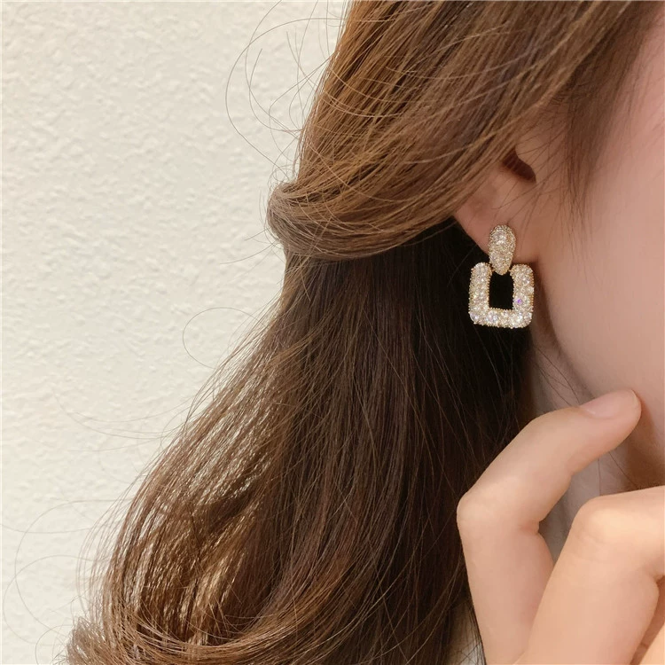 Серьги из серебра 925, европейский стиль, простые элегантные модели, лёгкие гвоздики и подвесы