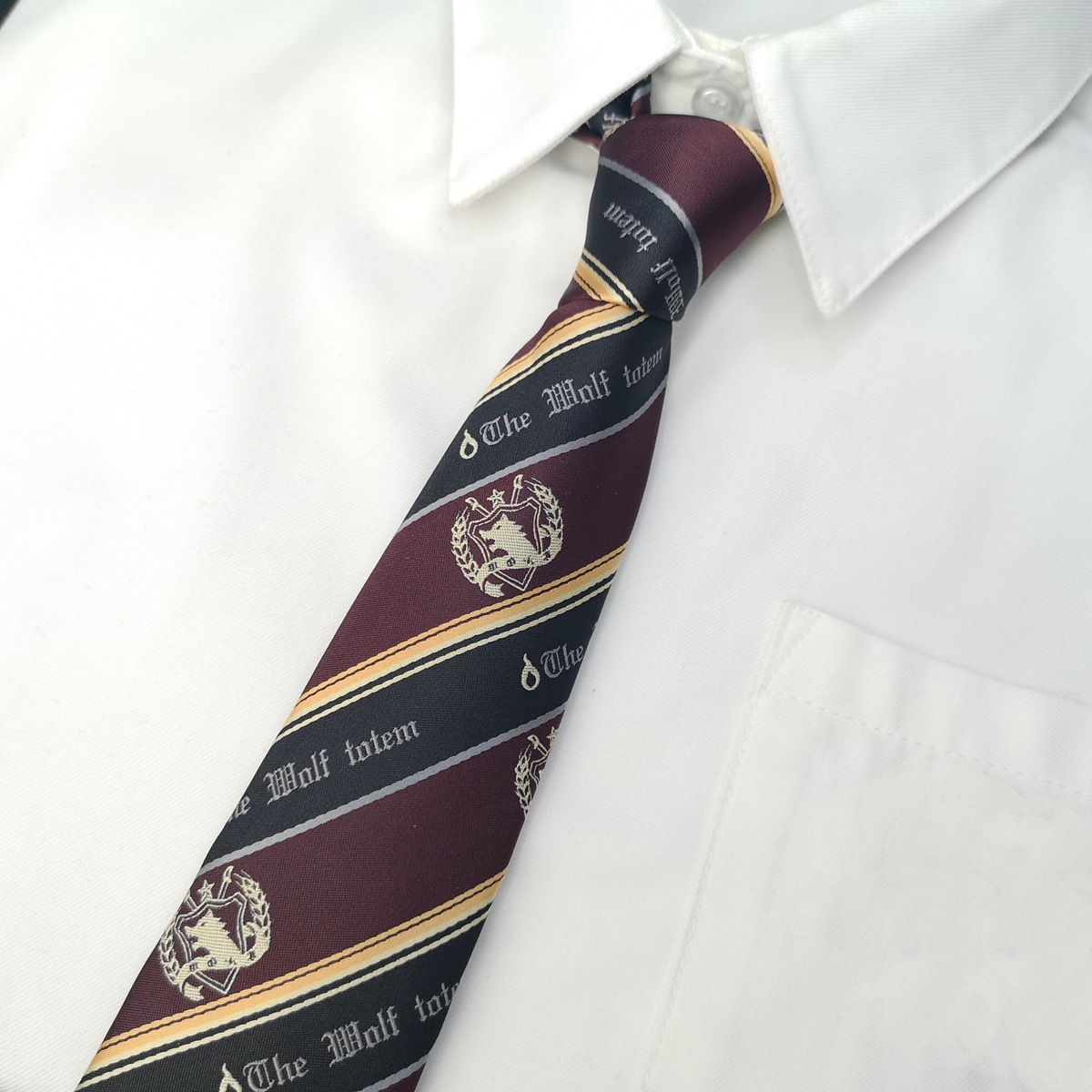 늑대 토템 넥타이
