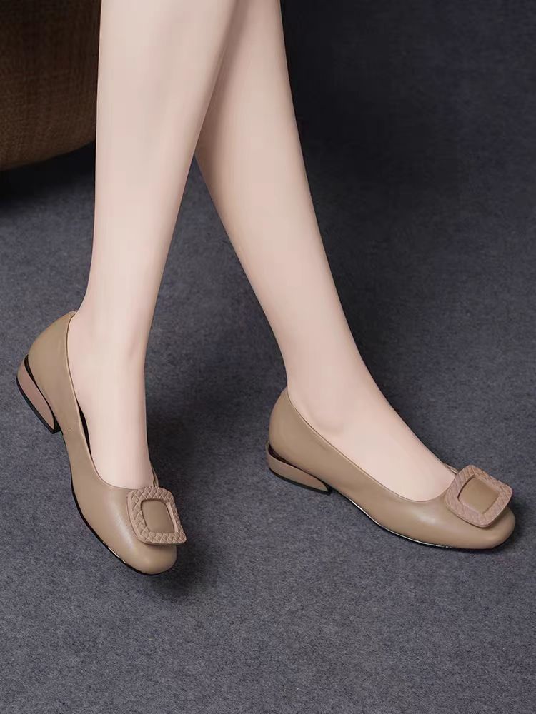 Zapatos de trabajo de cuero suave de verano, zapatos de tacones bajos de punta gruesa, zapatos de ropa formal profesional.