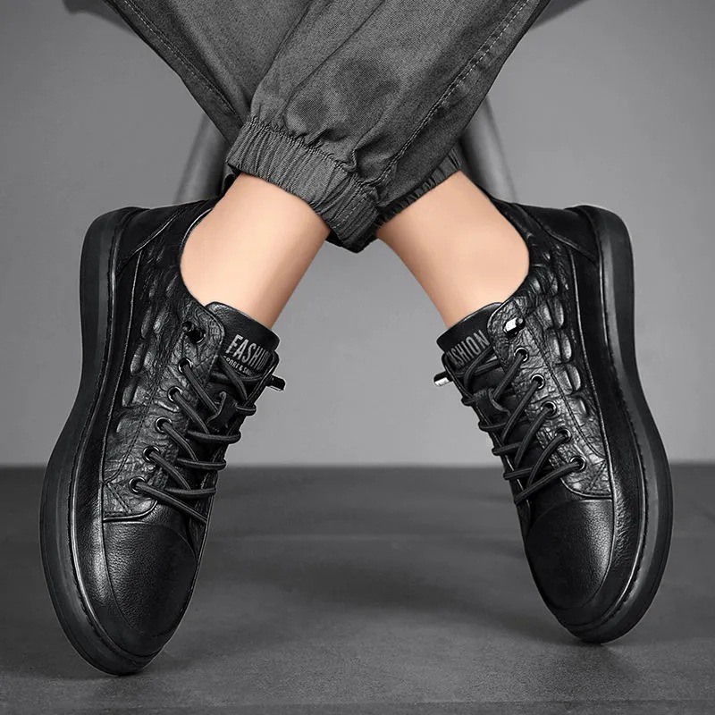 鞋子男2021秋季新款韓版潮流板鞋男士休閒百搭皮鞋男網紅小白鞋男