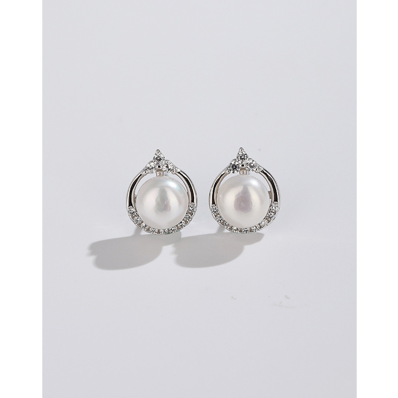 925 pendientes de perlas de agua dulce de plata esterlina luz redonda plana de lujo de alto grado de temperamento de las mujeres pendientes de verano simples personalizados