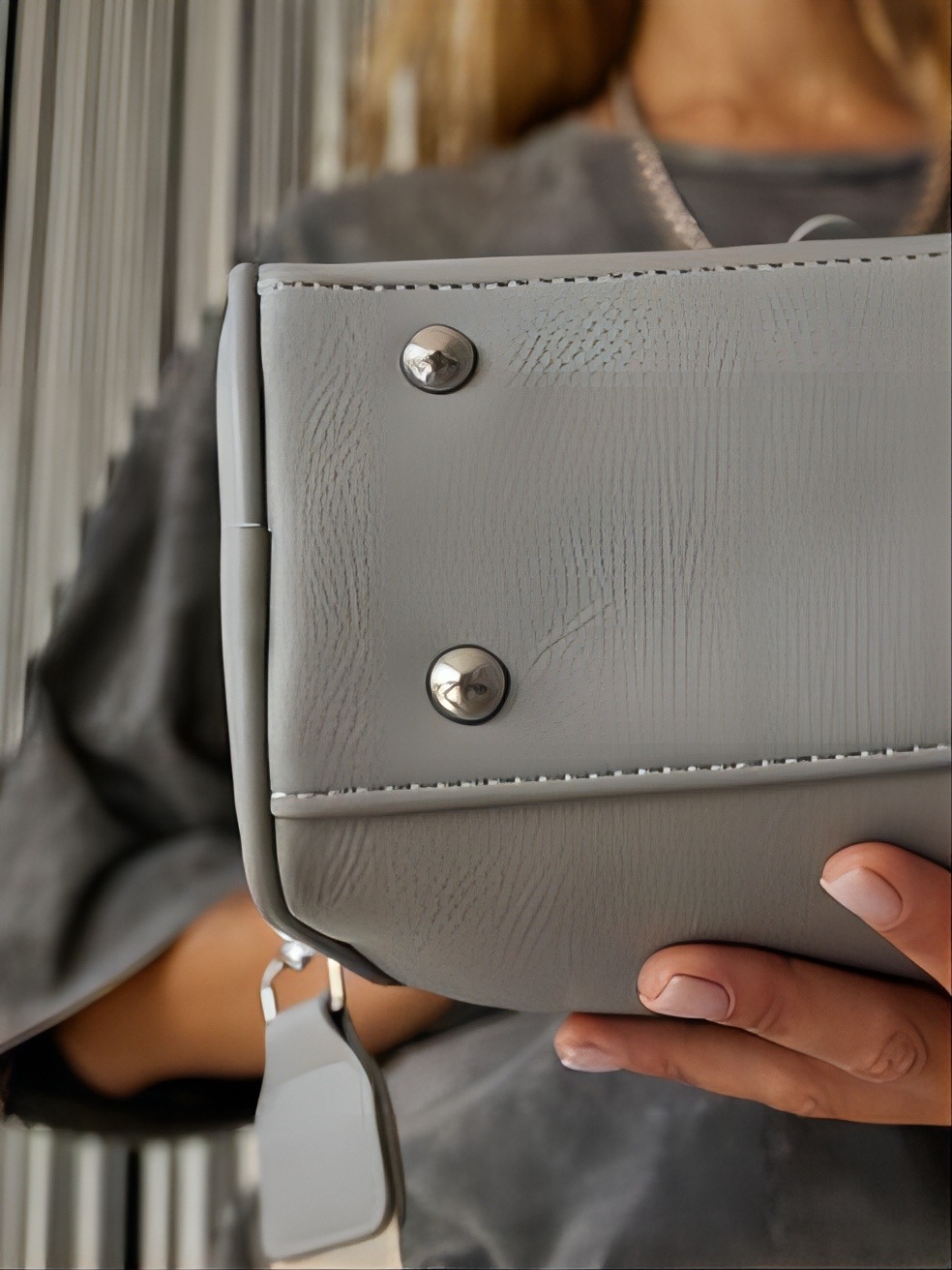 Borse da donna, nuovi modelli sul mercato, borse a tracolla alla moda e di tendenza, di grande capienza, indossabili a tracolla, borse classiche da indossare tutti i giorni._voghion.com