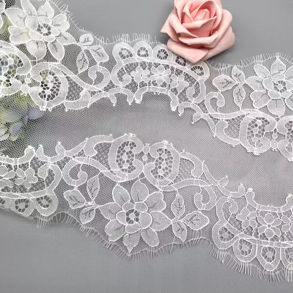 Lace white underwear for eyelashes