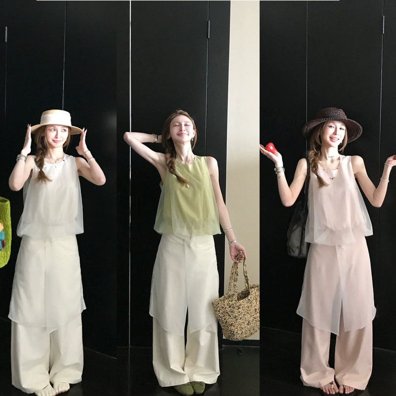 Skk Store'Island Old Money Vibe' Airy Tencel Mesh Vest Top and Skirt Pants Set