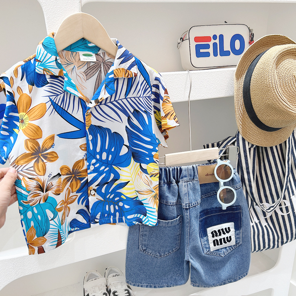 Camisa de verano para niños camisa de flores 2024 para niños medianos y grandes camisa casual para niños solapa ropa de playa estilo de vacaciones manga corta