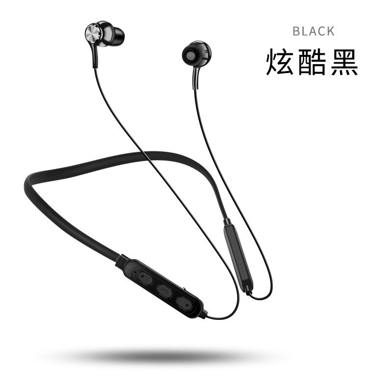 新型首を掛けてブルートゥースの無線のイヤホンの首を掛けます。|undefined