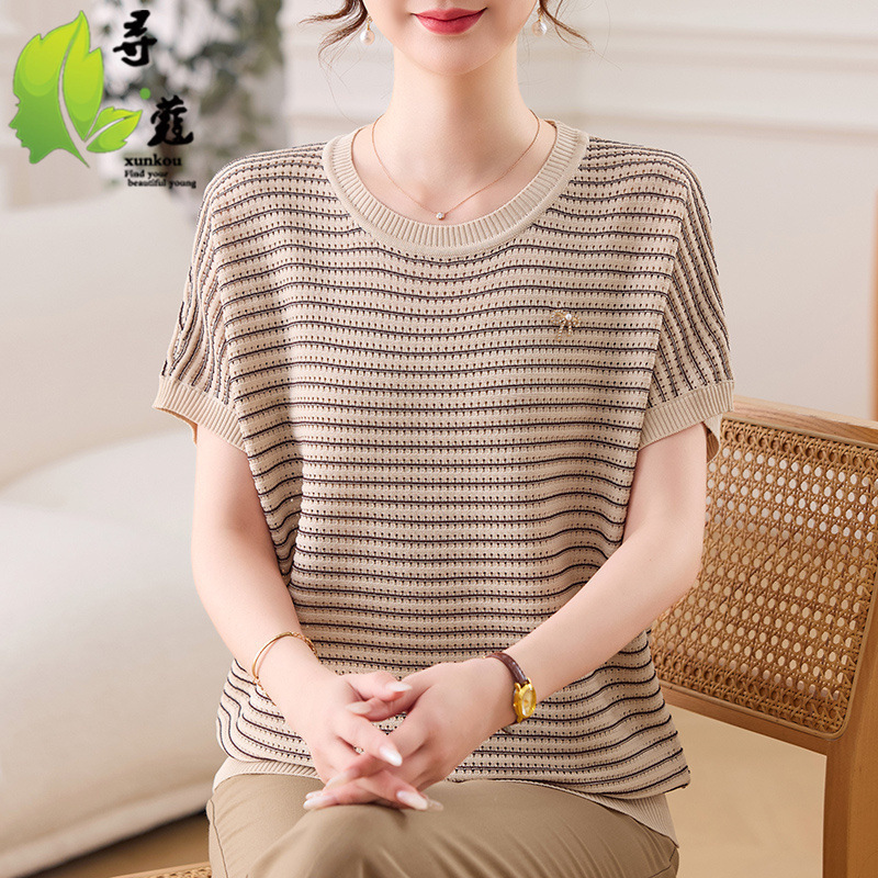 Mom's Short-Sleeved Top, Summer Thin Round-Neck Women's Clothing, Middle-Aged and Elderly Women's Pullover Knitwear, Elegant Blouse for Summer
