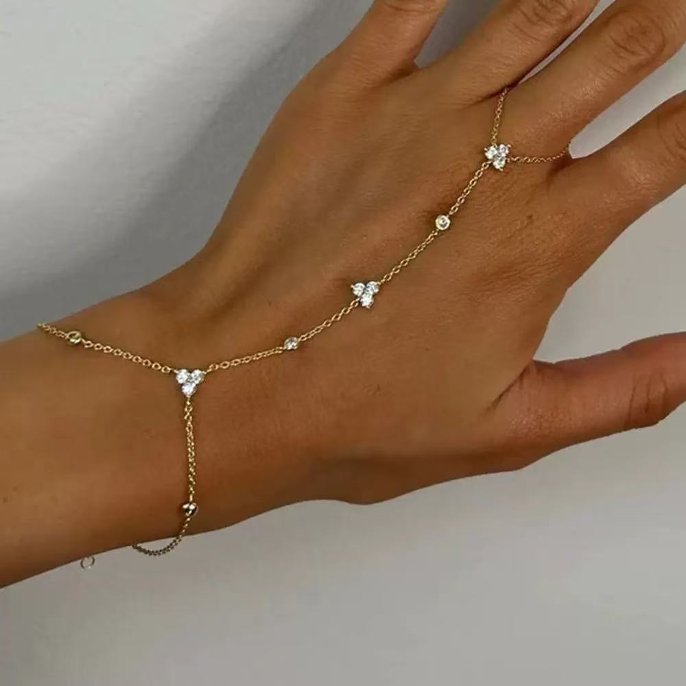 2025 Amazon New Cubic Zirconia Inlaid Rhinestone Adjustable Bracelet Fashion Flower Women's Bracelet