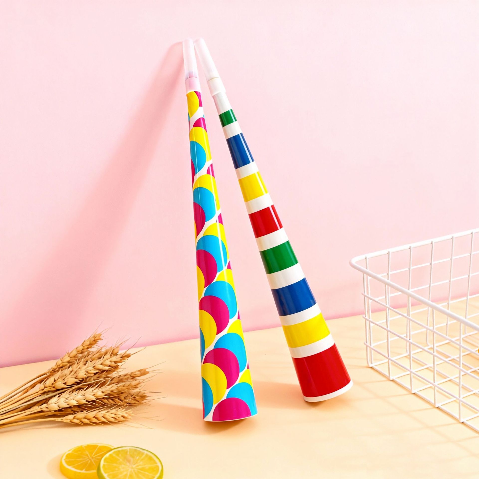 吹龙助威玩具节日派对用品儿童塑料口哨生日小喇叭玩具跨境批发