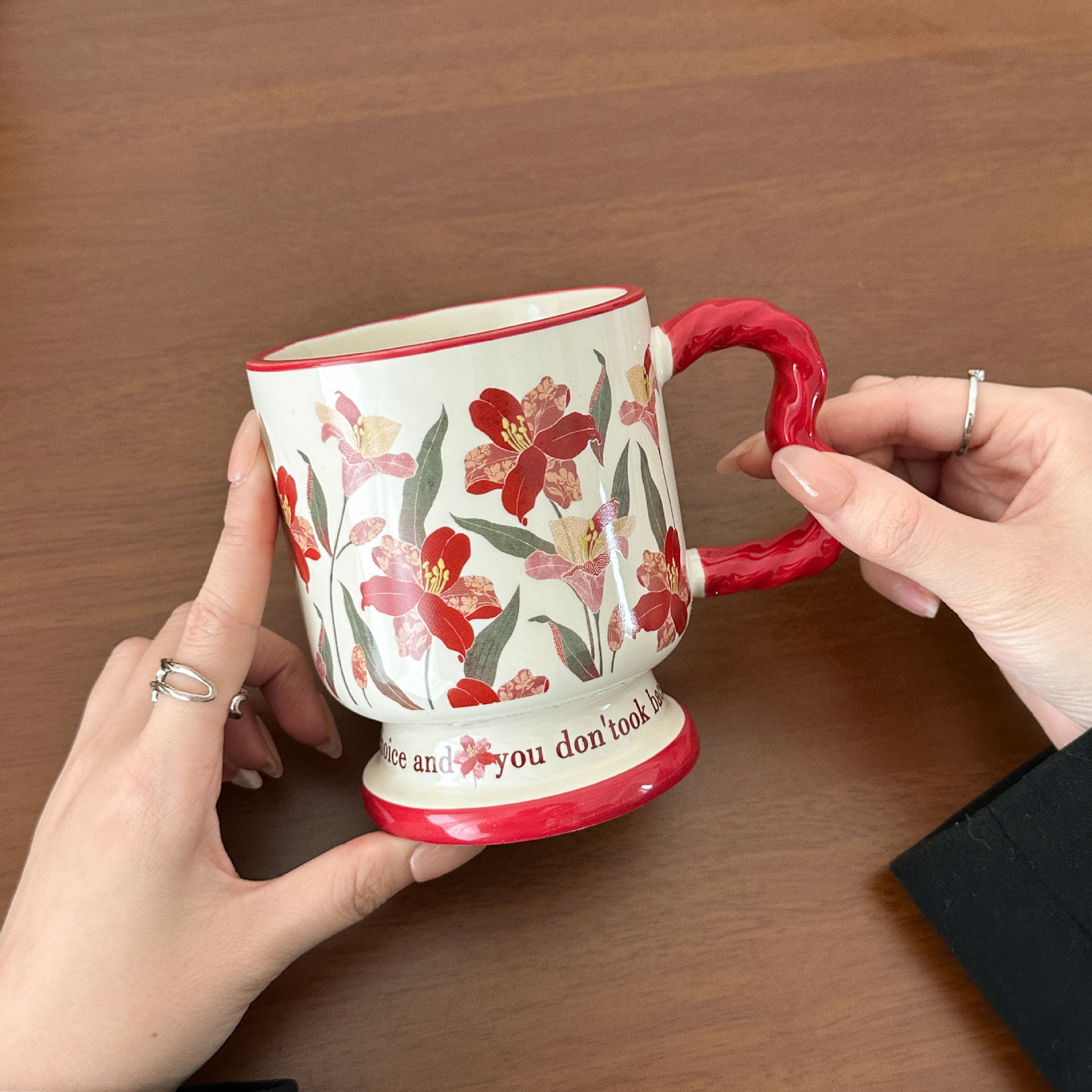 Nicho de regalo de cumpleaños de alto nivel para chicas tazas de agua prácticas de alto valor de diseño creativo tazas de cerámica tazas image 6