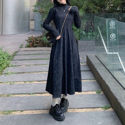 French Retro Set Semi-High Collar Base T-Shirt for Women, 2025 Spring and Autumn Season Waist Cinching Backless Dress Two-Piece Set