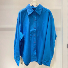 2025年春季新款设计感小众休闲百搭宽松长袖宝蓝衬衫女4F2421621