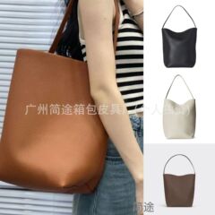 The Row 本革 大容量 ペブルド バケットバッグ 高級感 日常通勤 トートバッグ ショルダー ハンドバッグ