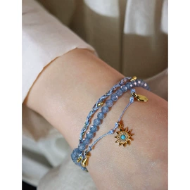 项链;耳钉;手链