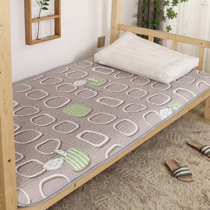 Silk foldable cartoon cooling mat for students, washable