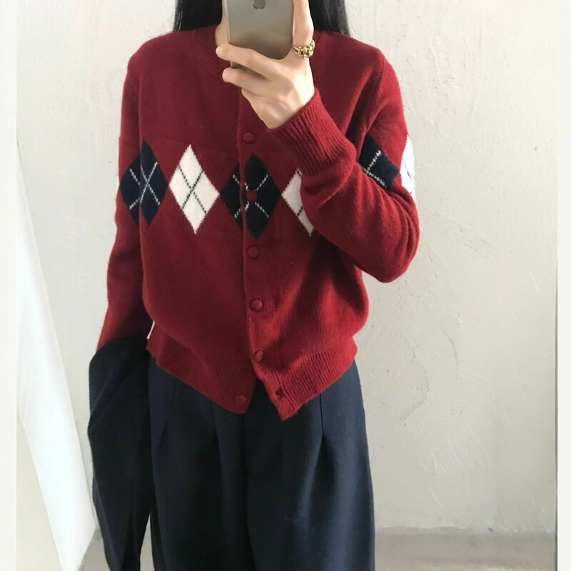 New Autumn/Winter Korean Style Vintage Jacquard Diamond Pattern Knit Cardigan College Loose Round Neck Sweater Women's Coat Top New Autumn/Winter Korean Style Vintage Jacquard Diamond Pattern Knit Cardigan College Loose Round Neck Sweater Women's Coat Top